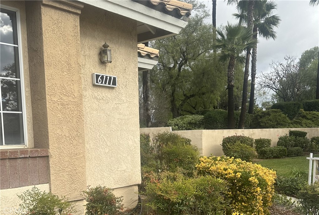 6111 Wingfoot Avenue