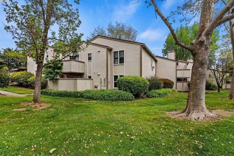 Photo of 385 Camelback Rd Rd #2, Pleasant Hill, CA 94523 (MLS # 41119266)