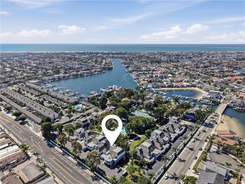 Photo of 16387 Forest Hills LN, Huntington Beach, CA 92649 (MLS # OC26223558)