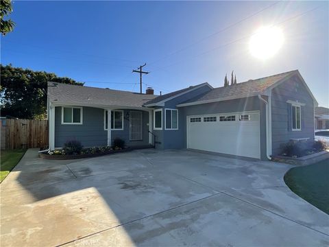 Photo of 16164 Leffco Rd, Whittier, CA 90603 (MLS # IV25233075) Photo of 16164 Leffco Rd, Whittier, CA 90603 (MLS # IV25233075)
