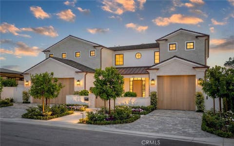 Photo of 702 Saint James Pl PL, Newport Beach, CA 92663 (MLS # LG26104082)