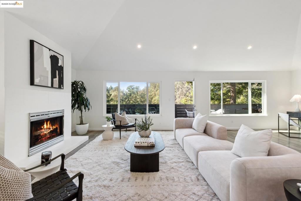 MONTCLAIR - Residential