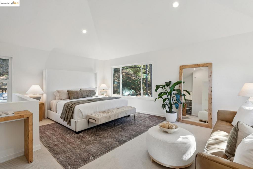 MONTCLAIR - Residential