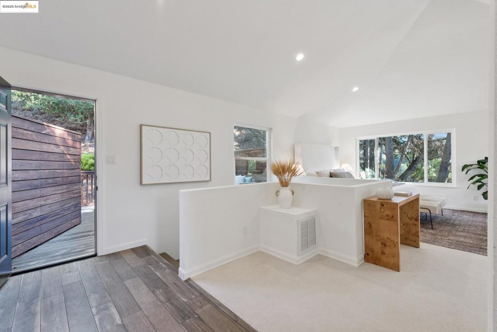 MONTCLAIR - Residential