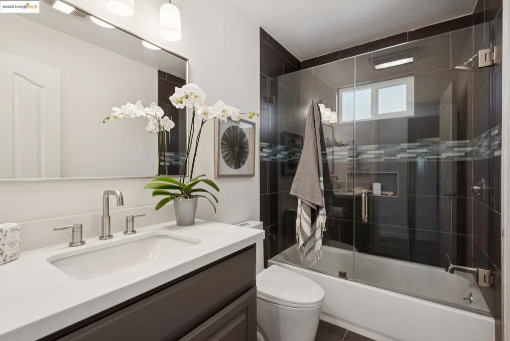 MONTCLAIR - Residential