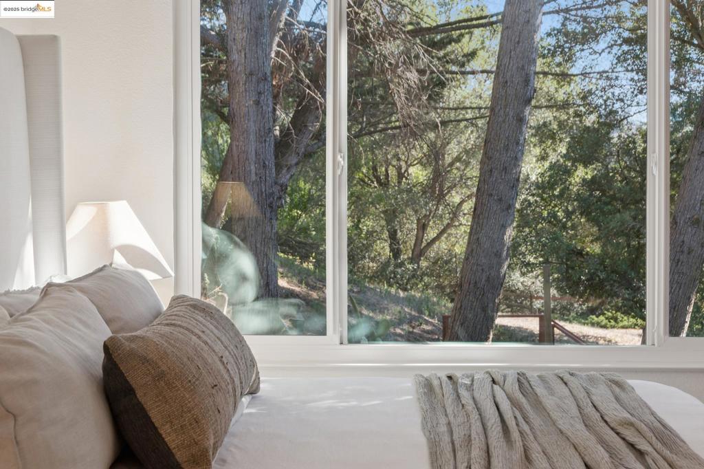 MONTCLAIR - Residential