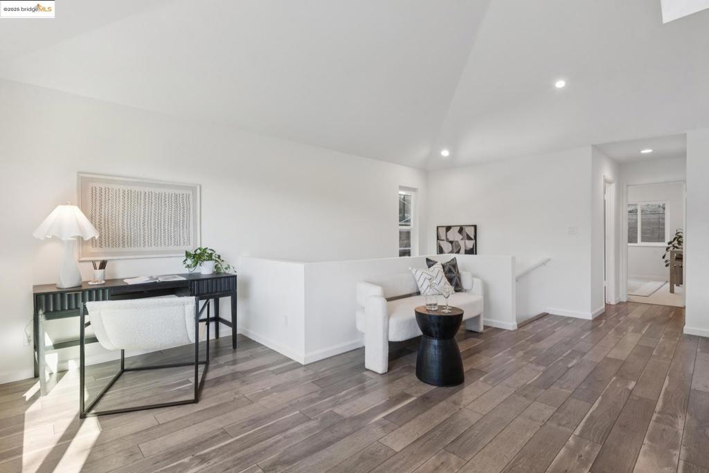 MONTCLAIR - Residential