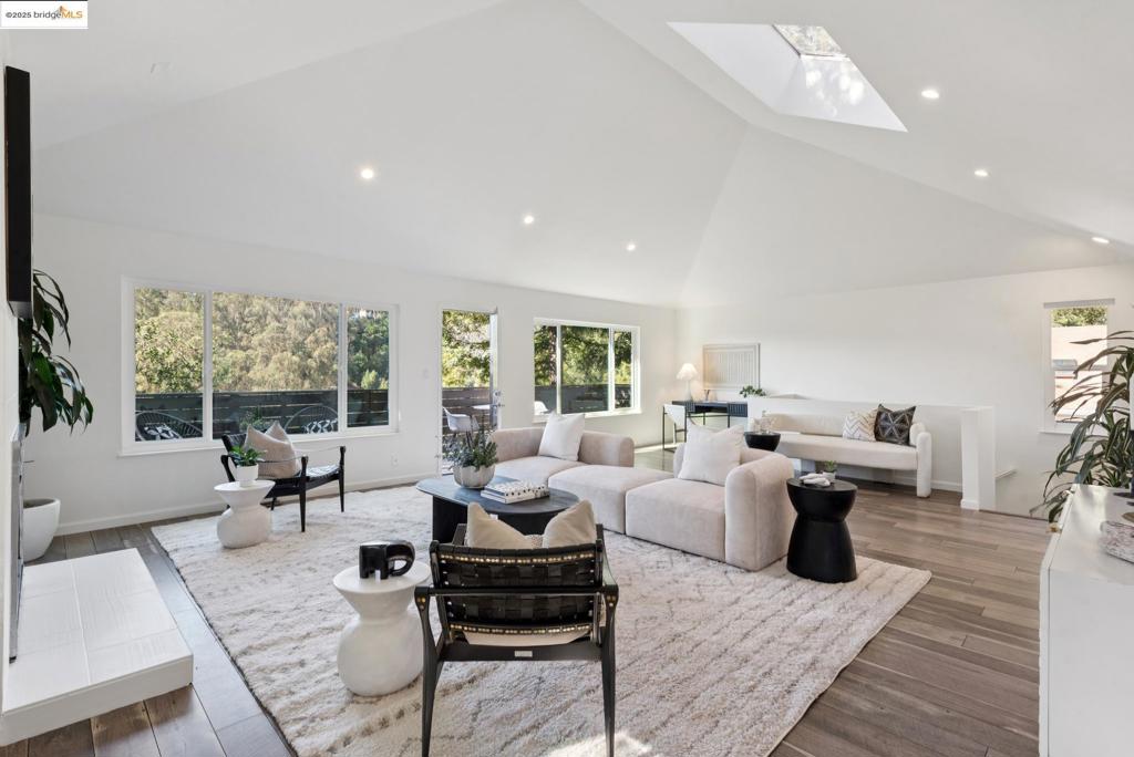 MONTCLAIR - Residential