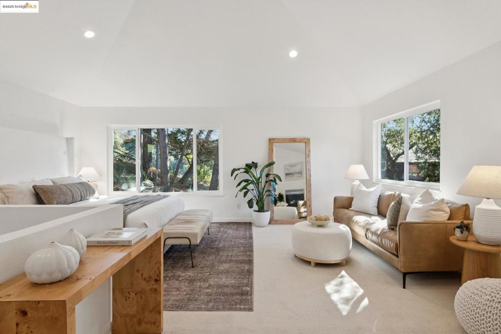 MONTCLAIR - Residential