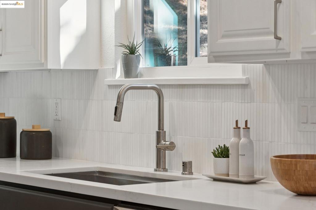MONTCLAIR - Residential