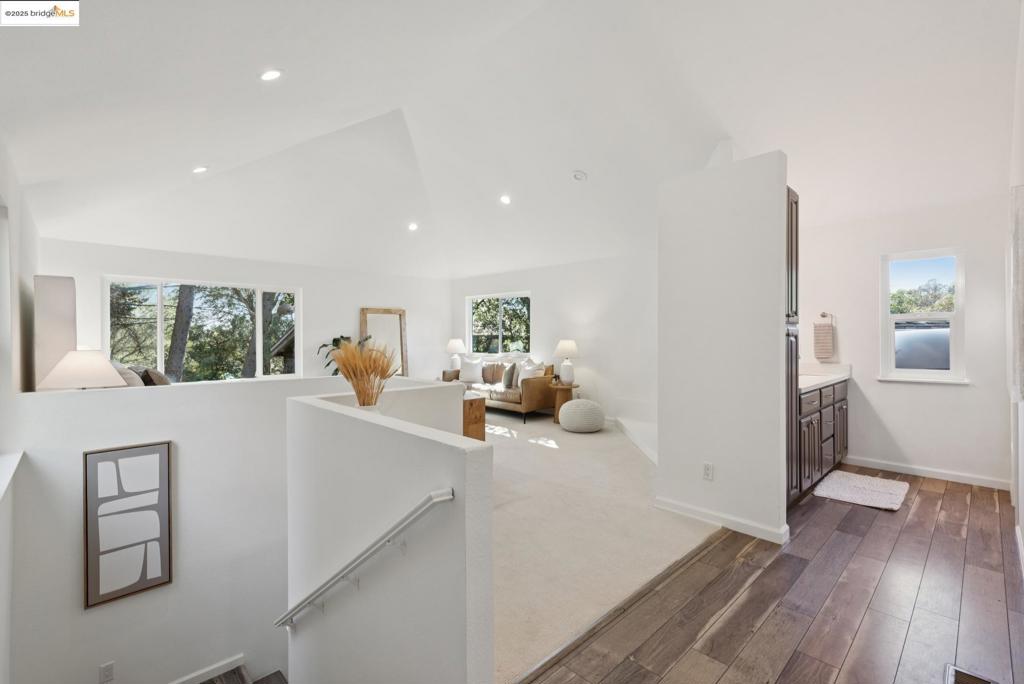 MONTCLAIR - Residential