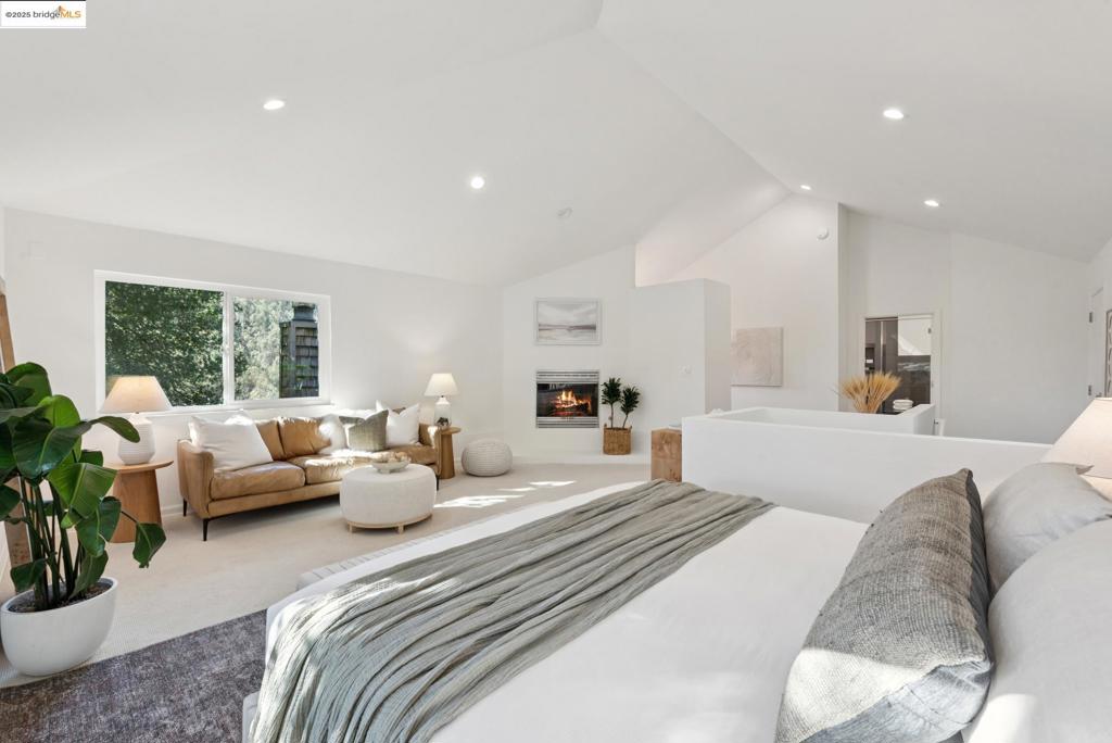 MONTCLAIR - Residential
