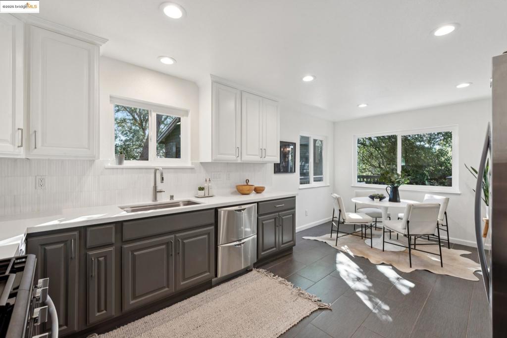 MONTCLAIR - Residential