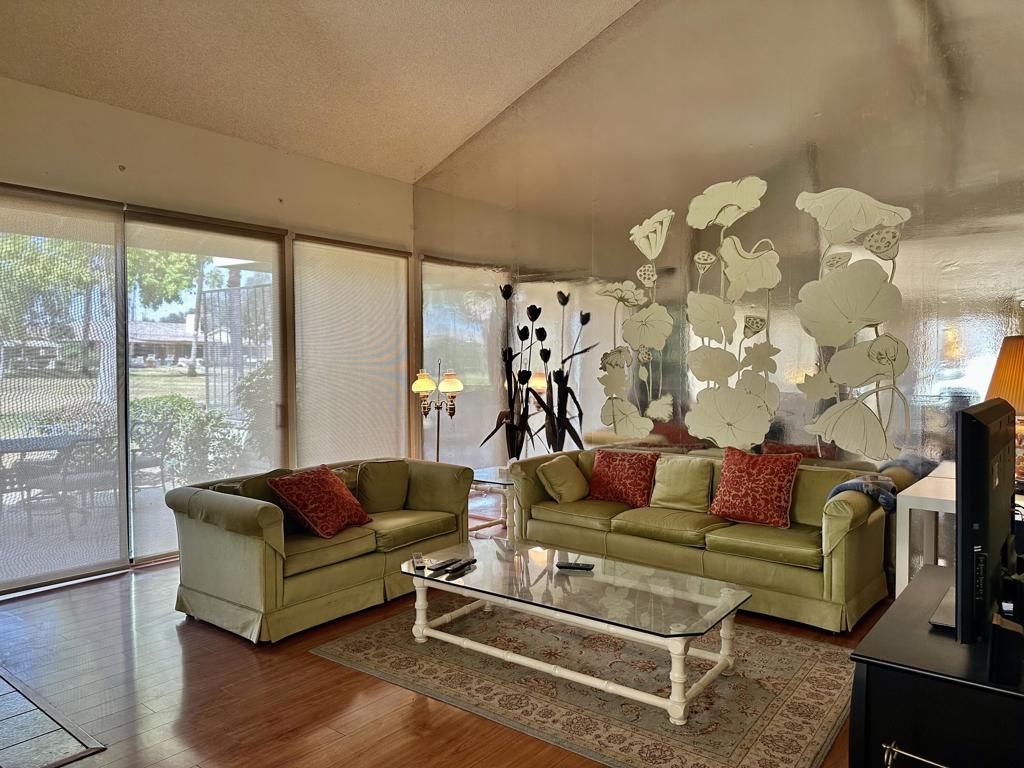 316 S Sierra Madre