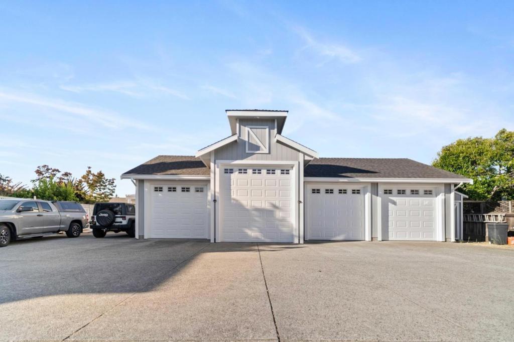 16973 Roberts Road