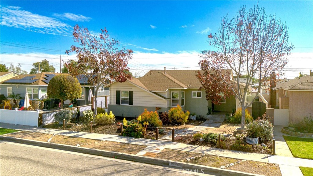 10462 Somerset Boulevard