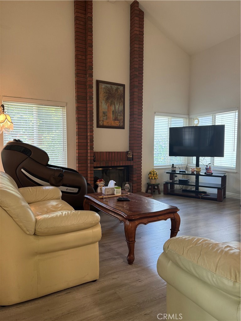 2801 Woodview Court