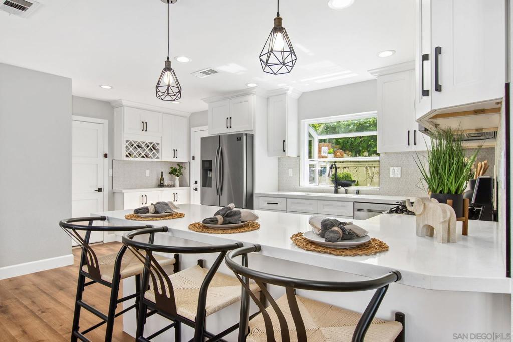 10260 Rancho Carmel Dr