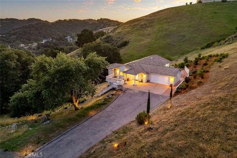 Tiny photo for 9500 Corona Road, Atascadero, CA 93422 (MLS # SC26088430)