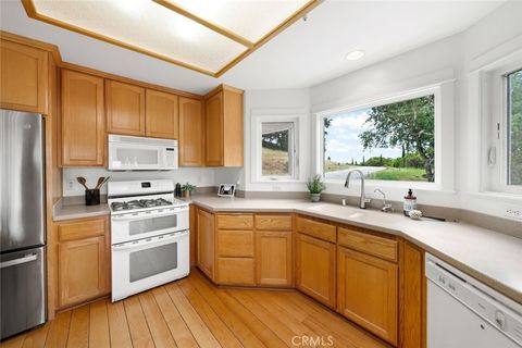 Tiny photo for 9500 Corona Road, Atascadero, CA 93422 (MLS # SC26088430)