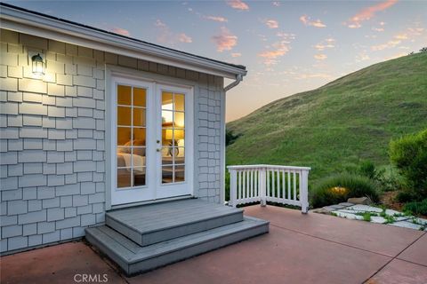 Tiny photo for 9500 Corona Road, Atascadero, CA 93422 (MLS # SC26088430)