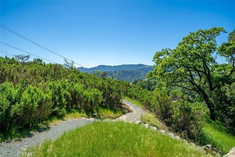 Tiny photo for 9500 Corona Road, Atascadero, CA 93422 (MLS # SC26088430)