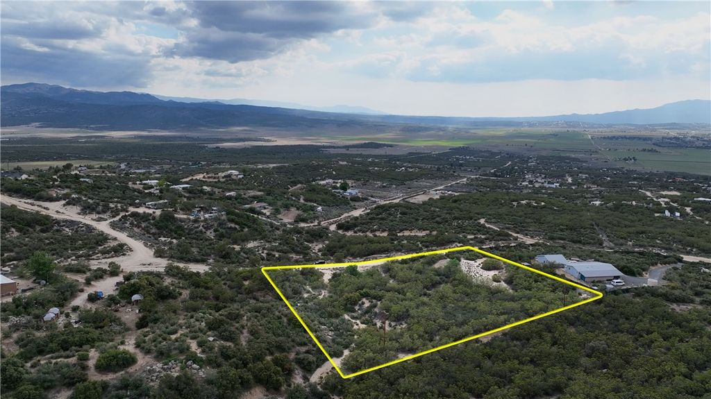 listing image 130724477673717224661