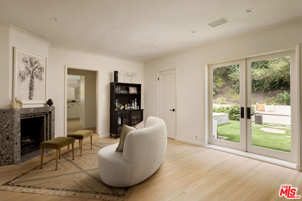 Properties 3 10660 Somma Way