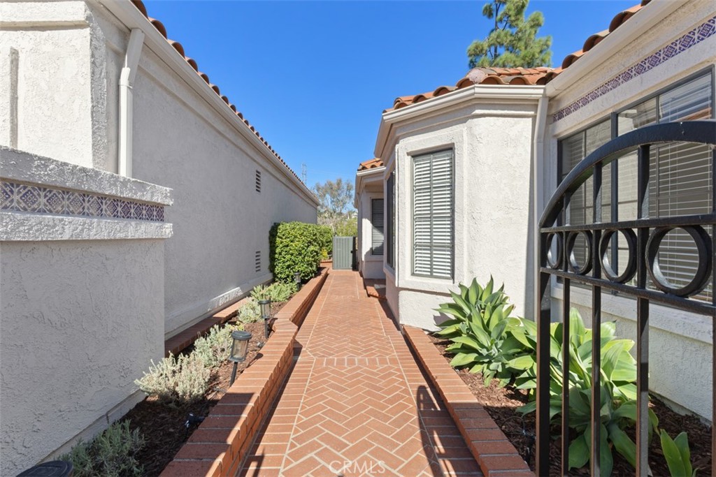 Casta Del Sol - Carmel (CR) - Residential Lease