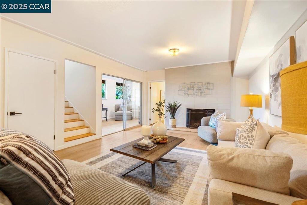 EMERALD HILLS - Residential