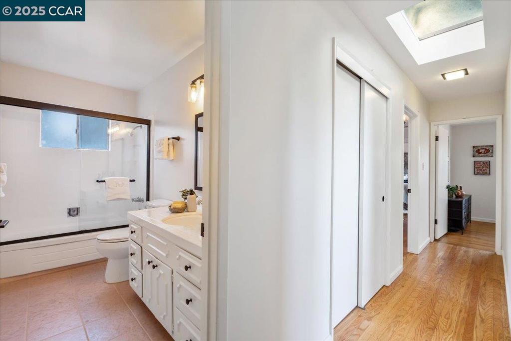 EMERALD HILLS - Residential