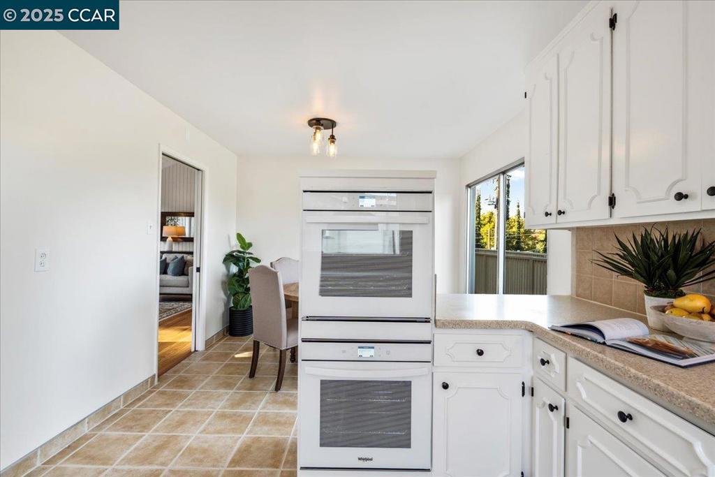 EMERALD HILLS - Residential