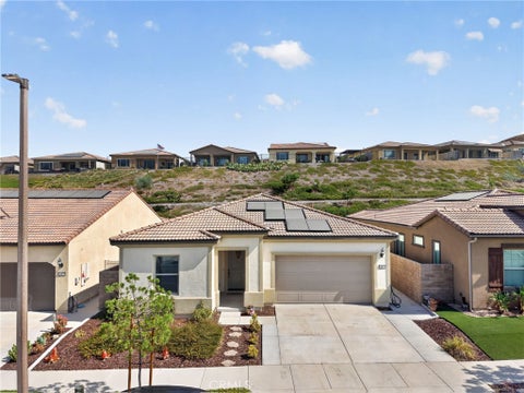 Photo of 11890 Sagecrest Court, Corona, CA 92883 (MLS # SW26156336)