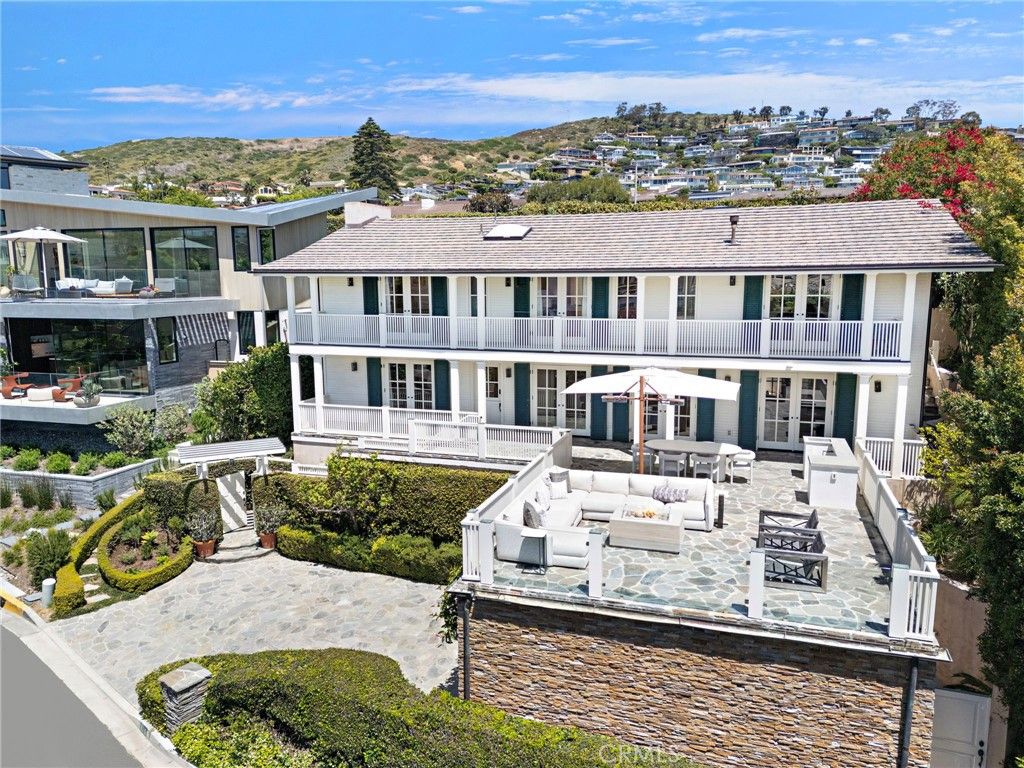 Photo of 115 Emerald Bay, Laguna Beach, CA 92651 (MLS # OC26087578)
