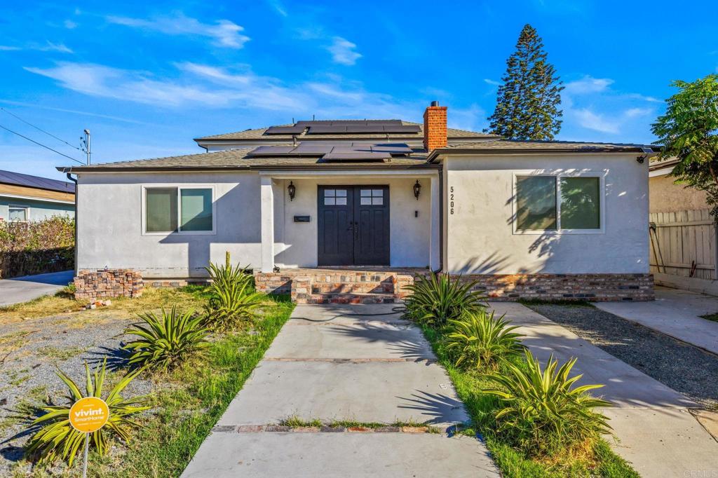 5206 La Paz Drive