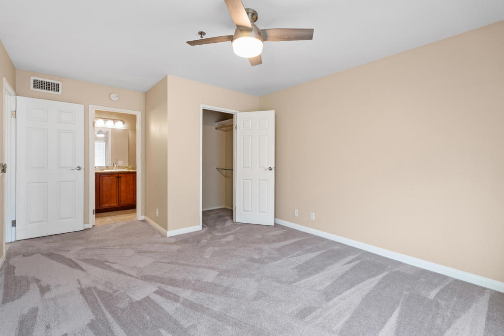 Palm Lakes - Residential