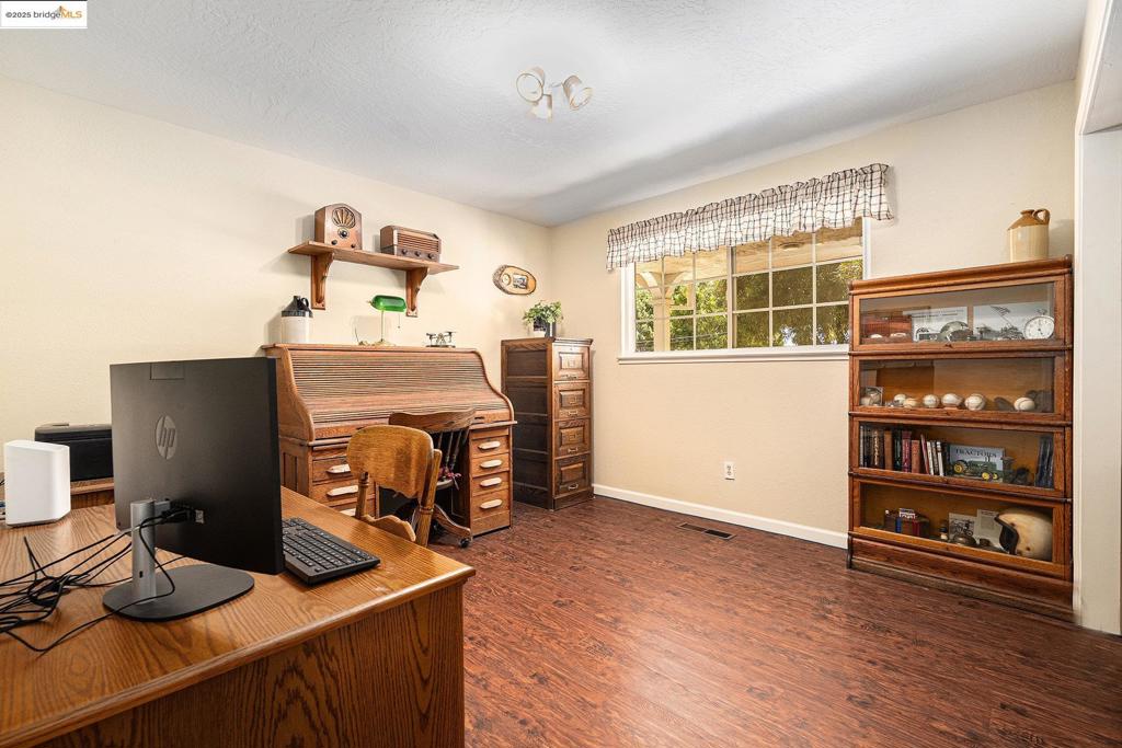 BYRON - Residential