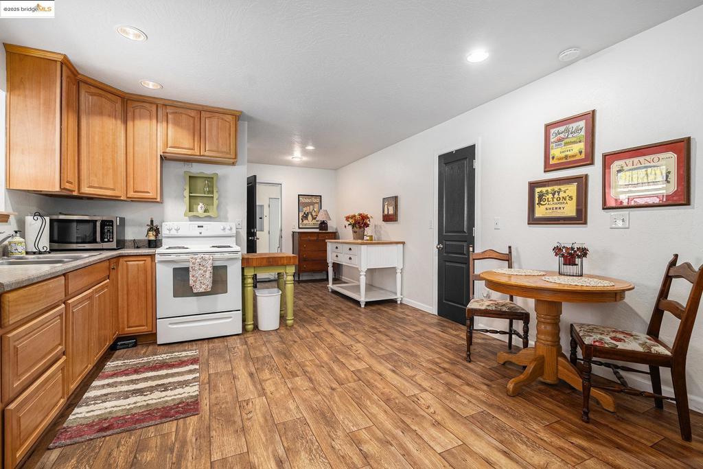 BYRON - Residential