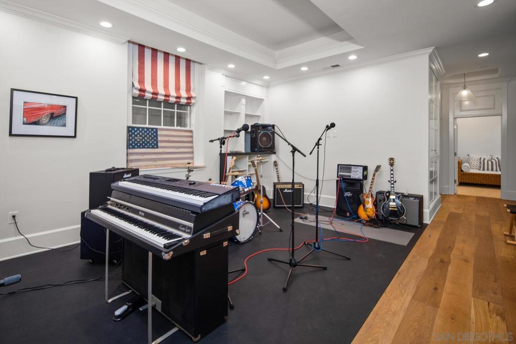 Coronado Village - Residential