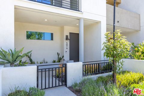 5076 Long Beach Boulevard Long Beach CA 90805