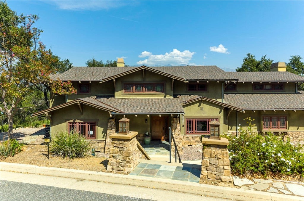 4036 Robin Hill Road