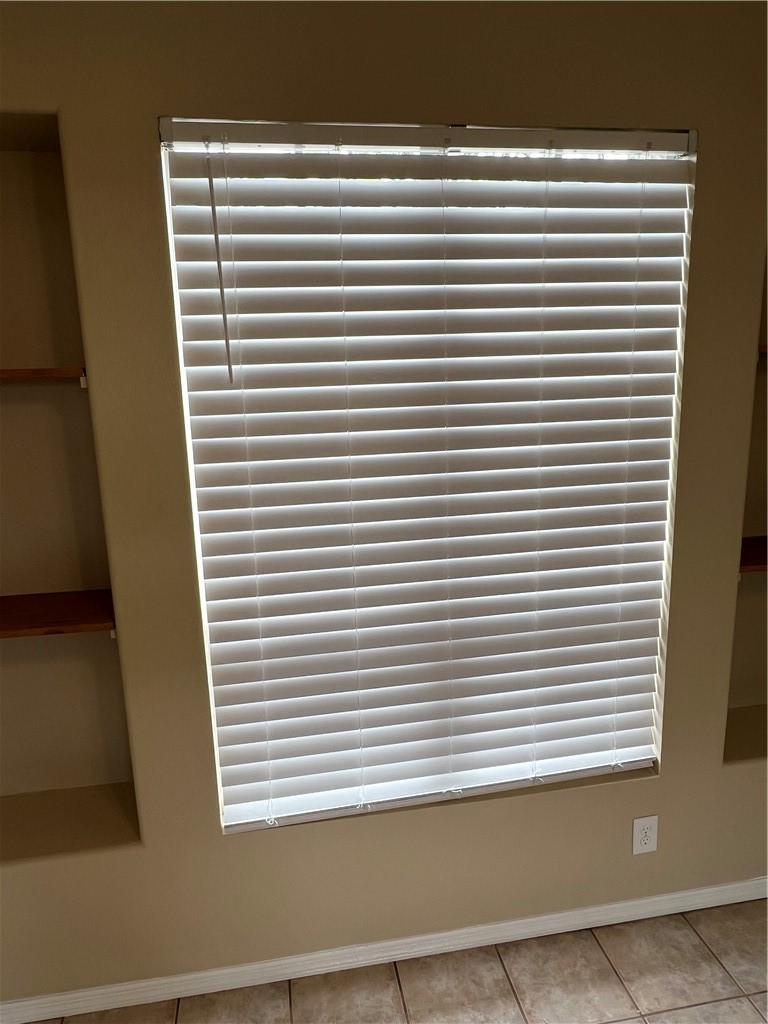 23401 La Crescenta C257