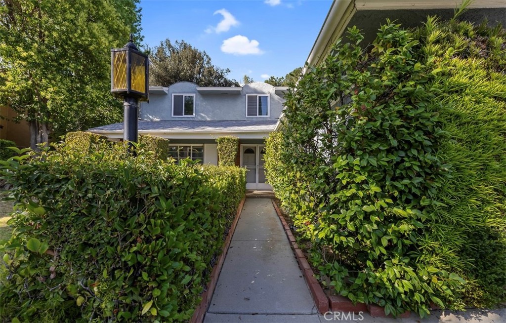 5340 Edgeware Drive