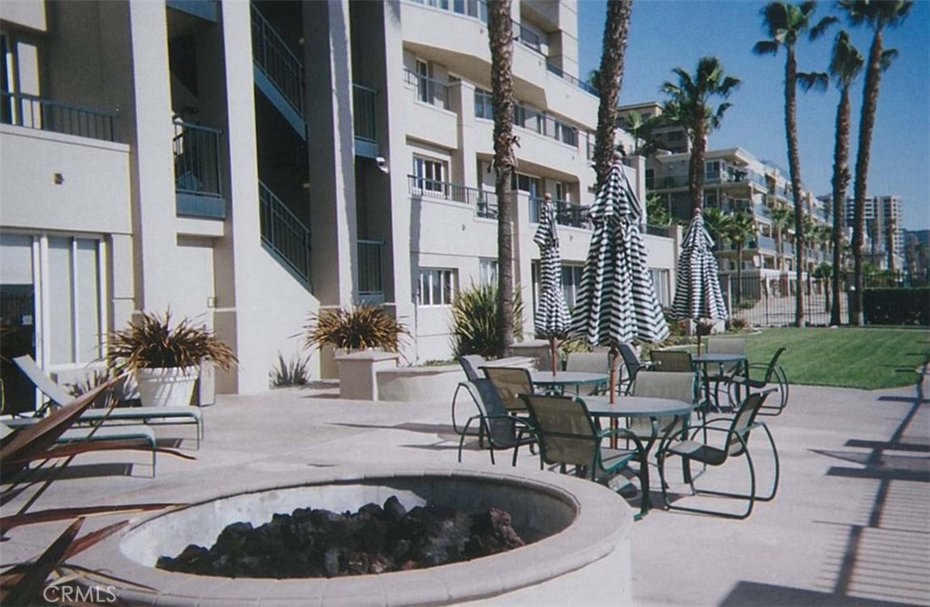 850 E Ocean Boulevard B3