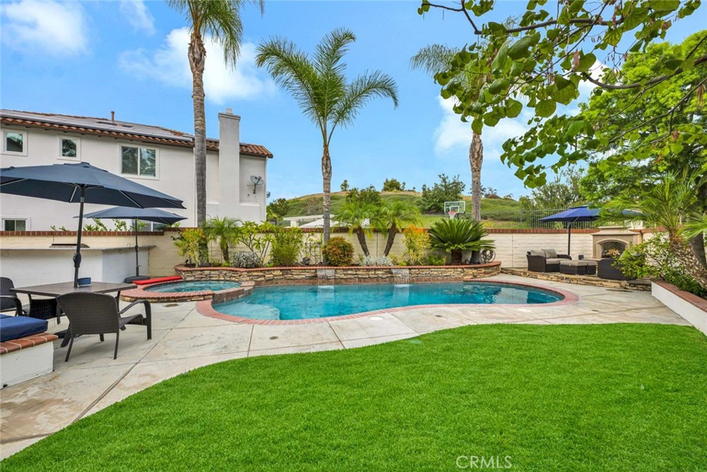 2557 Tea Leaf Lane