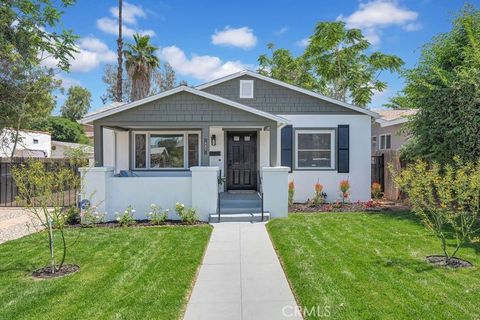 Photo of 527 University Place, Redlands, CA 92374 (MLS # AR26105908)