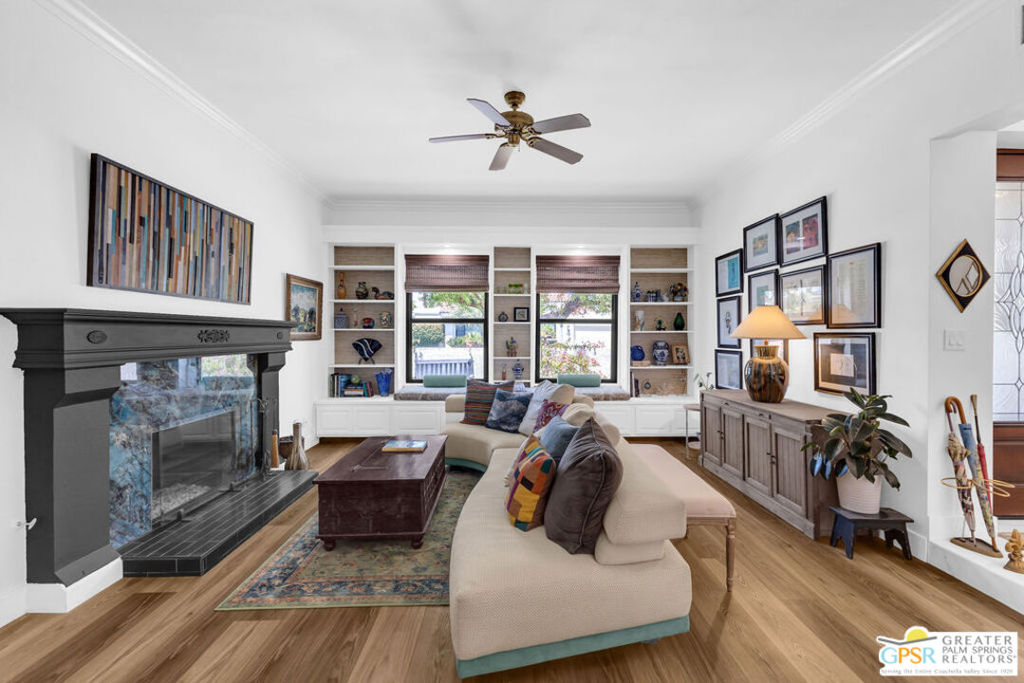 12 Santa Clara Drive