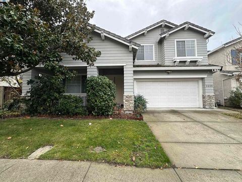 Photo of 1448 Dumaine St St, Concord, CA 94518 (MLS # 41119568)