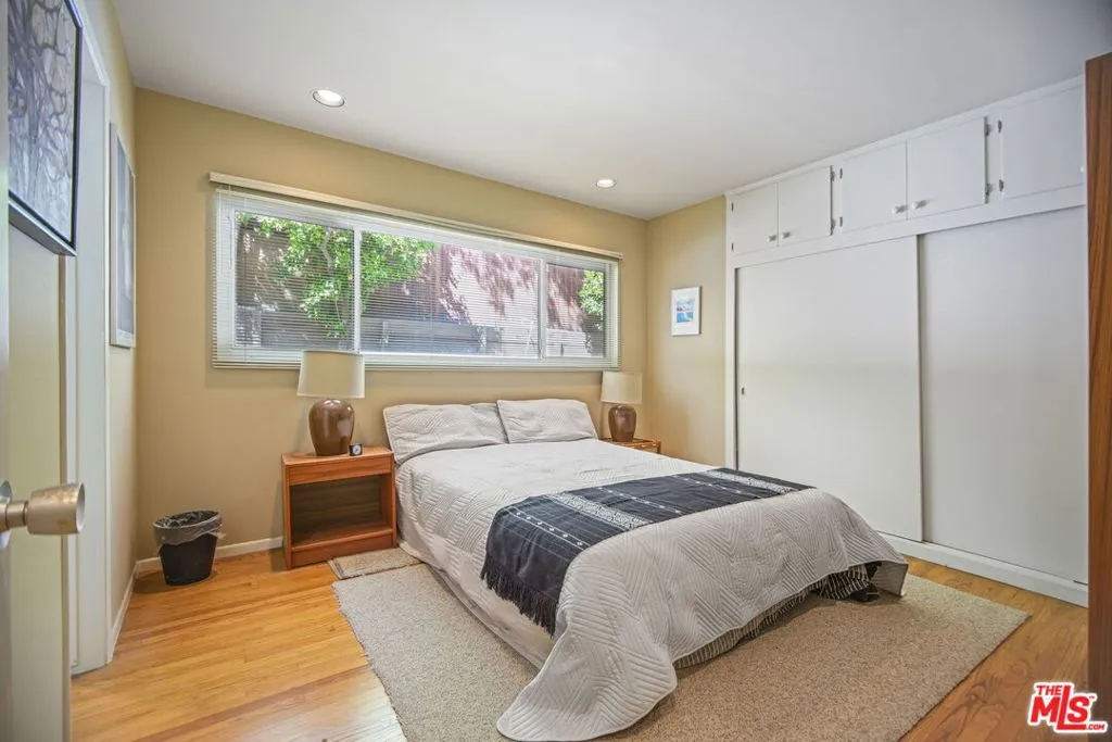 Los Angeles, California 90049, United States, 4 Bedrooms Bedrooms, ,4 BathroomsBathrooms,Residential,Active,133641