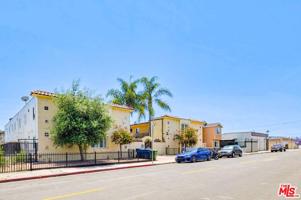 1344 253rd Street